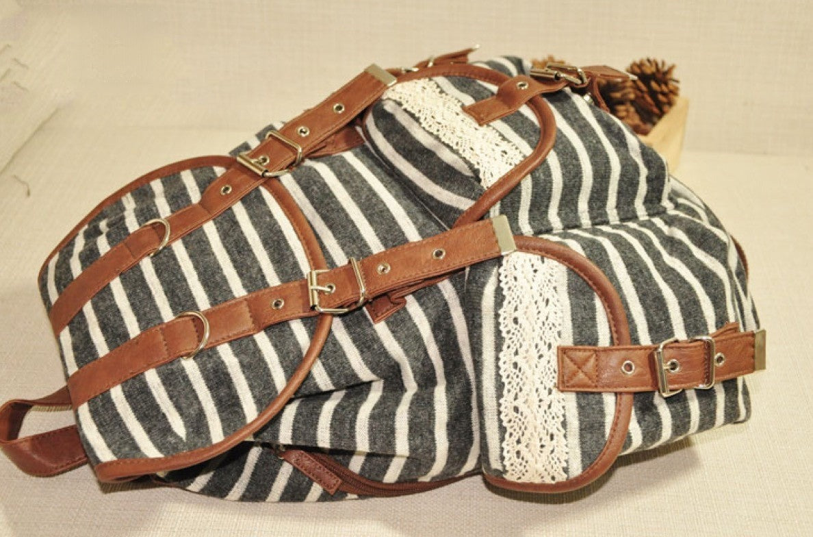 Zaino Vintage Stripe chiusura a coulisse aperta — Dream Shop