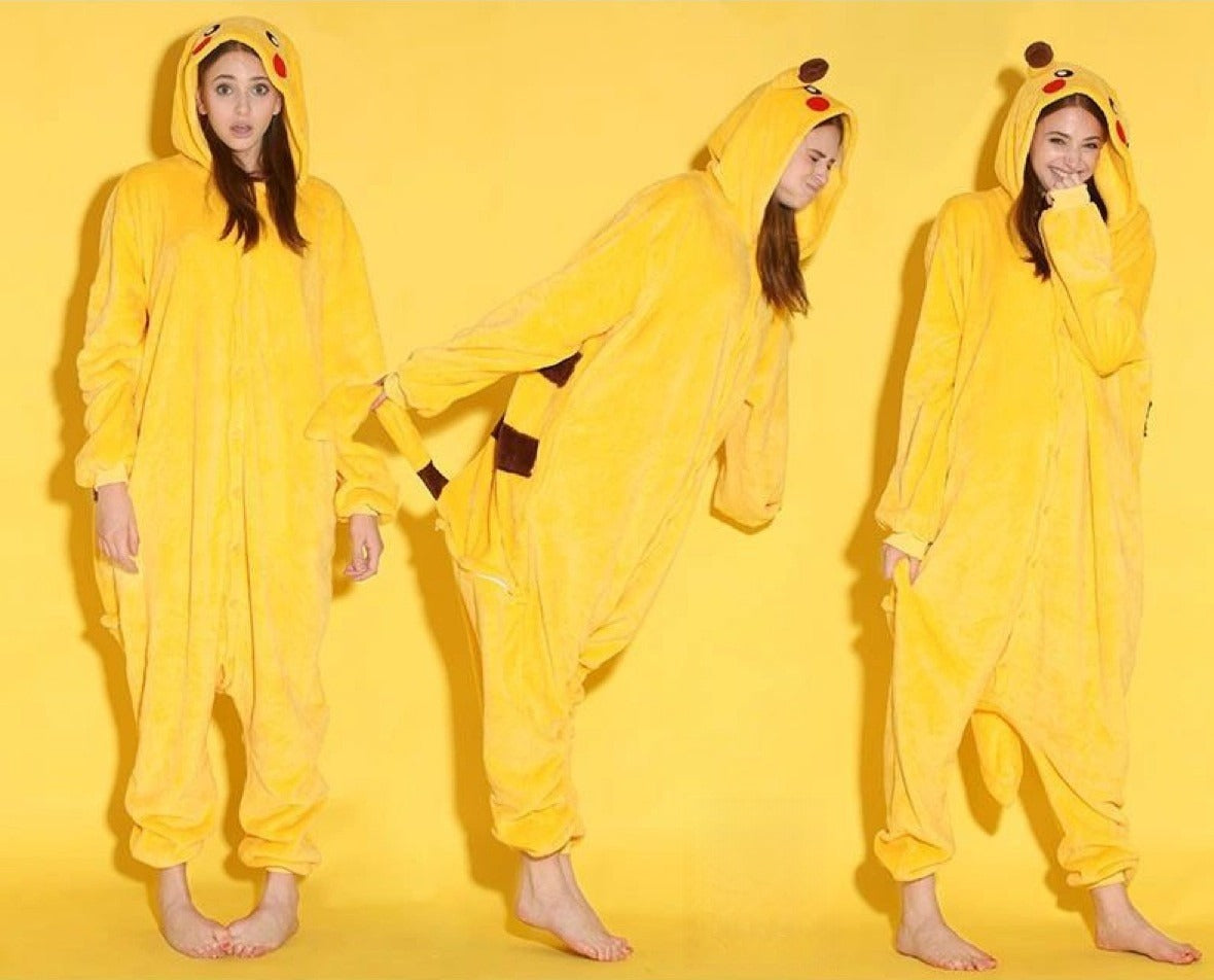 Pigiamone Pikachu scatto lifestyle | Dream Shop