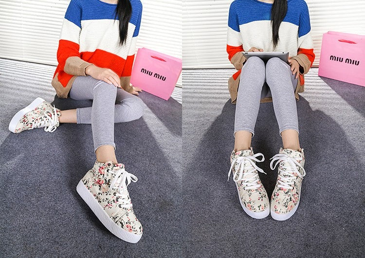 Sneakers Flowers vista dall'alto fiori — Dream Shop