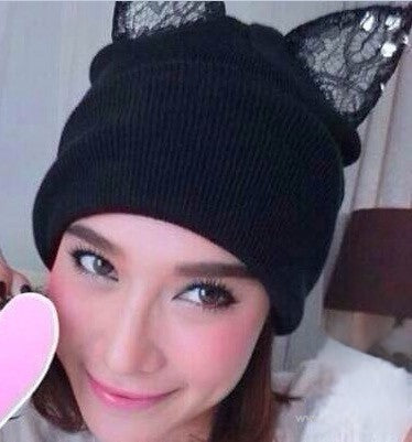 Cappellino Kiittin - orecchie in pizzo con cristalli | Dream Shop