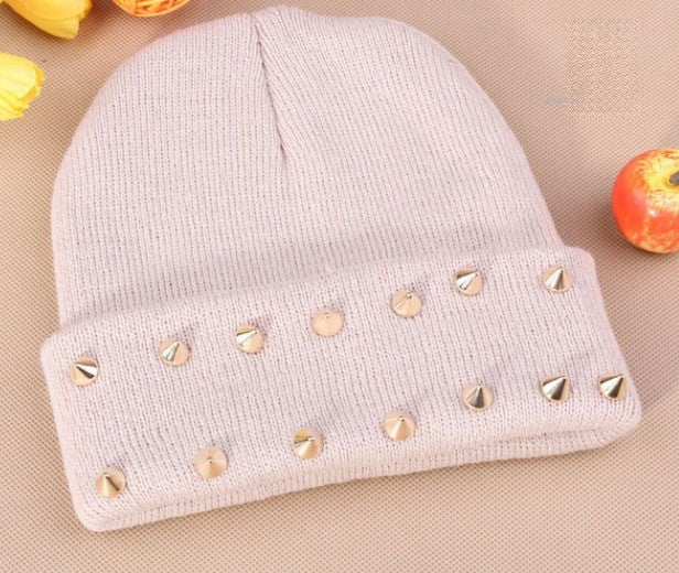 Cappellino borchie Rosso vista frontale | Dream Shop