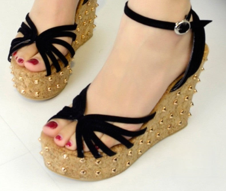Zeppa Studs dettaglio borchie metalliche — Dream Shop