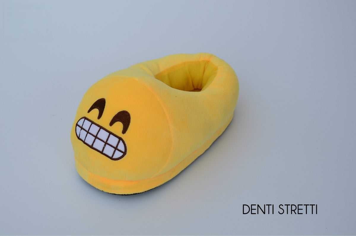 Ciabatte emoticons adulti indossato 3 | Dream Shop