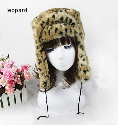 Colbacco pelo sintetico - indossato look invernale | Dream Shop