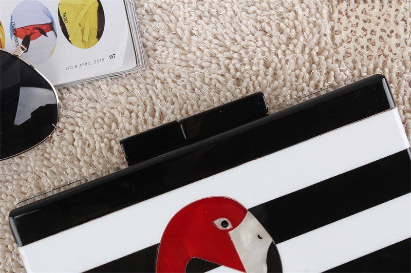 Pochette Stripe Flamingo - dettaglio fenicottero | Dream Shop
