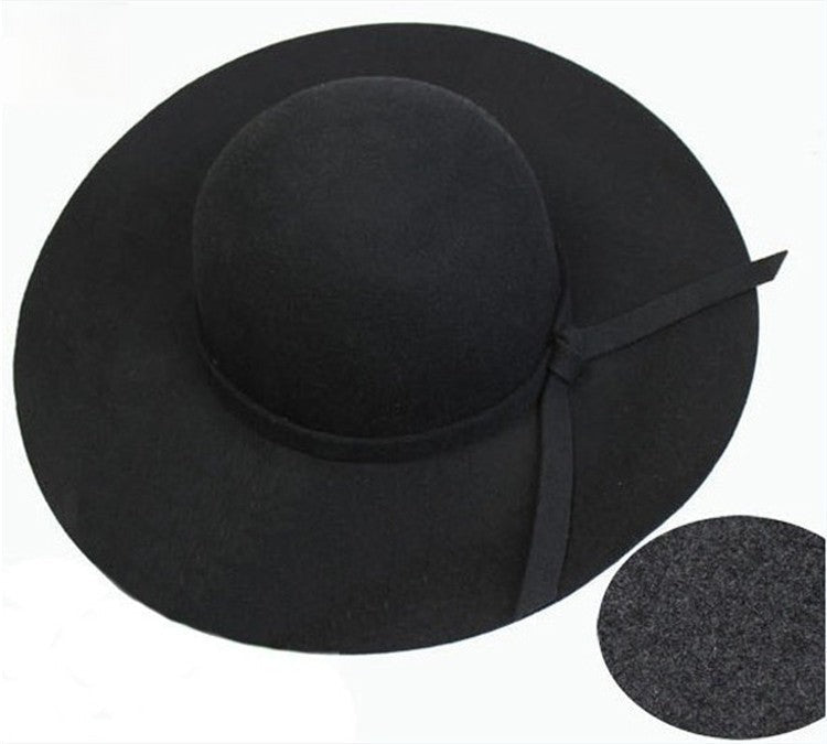 Cappello Acklins rosso a tesa larga
