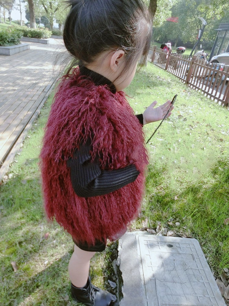Smanicato pelliccia bimba Saira indossato sopra maglione — Dream Shop