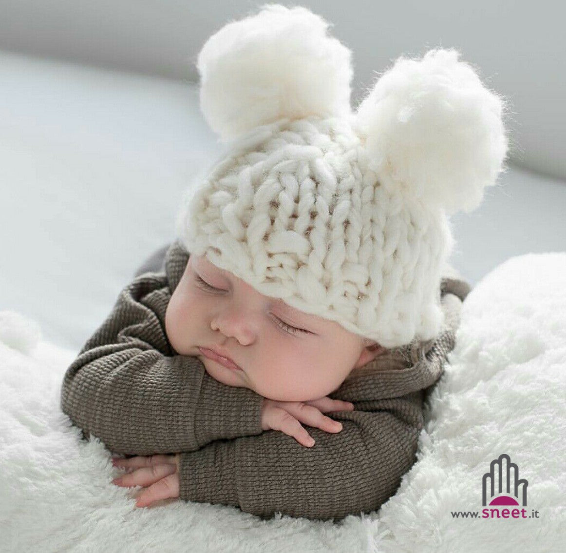 Double pon-pon-pon cap newborns