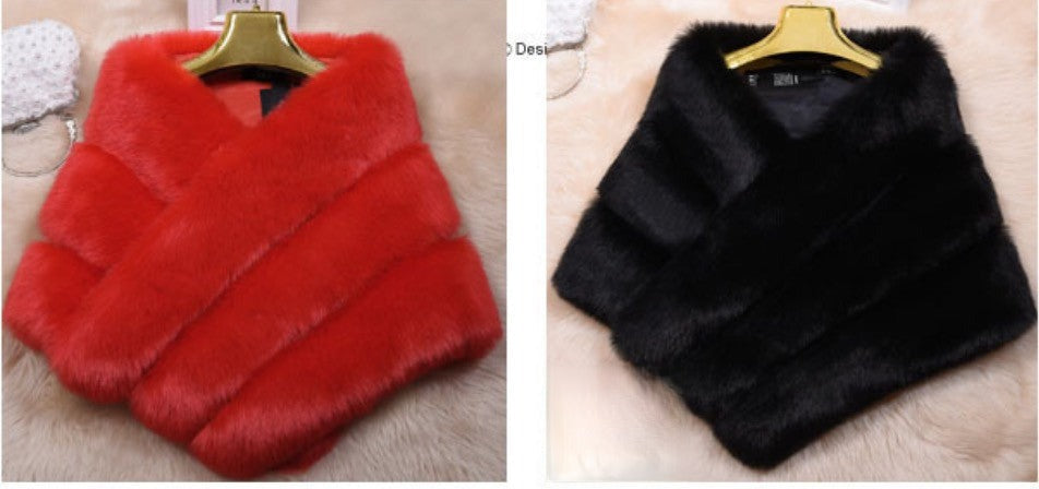 Stola in pelliccia Ghariana colore rosso — Dream Shop