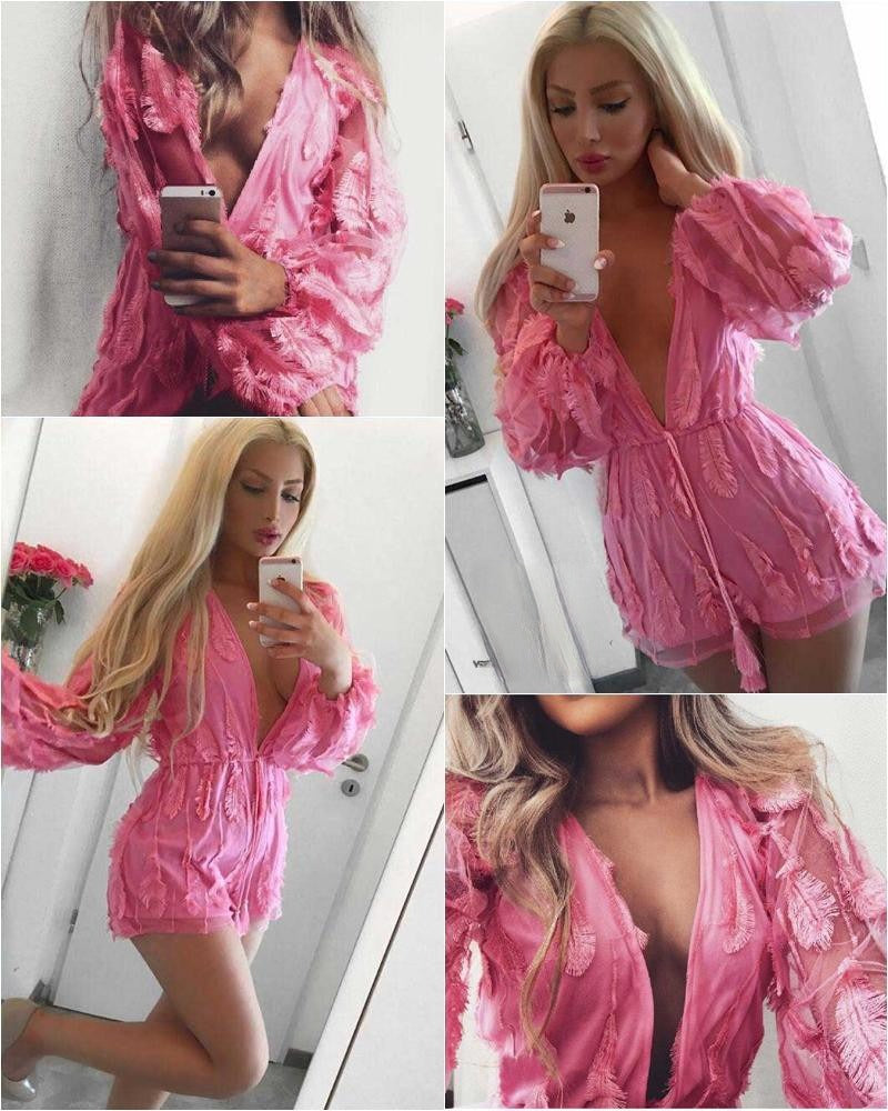 Tutina plombys versione nera su modella — Dream Shop