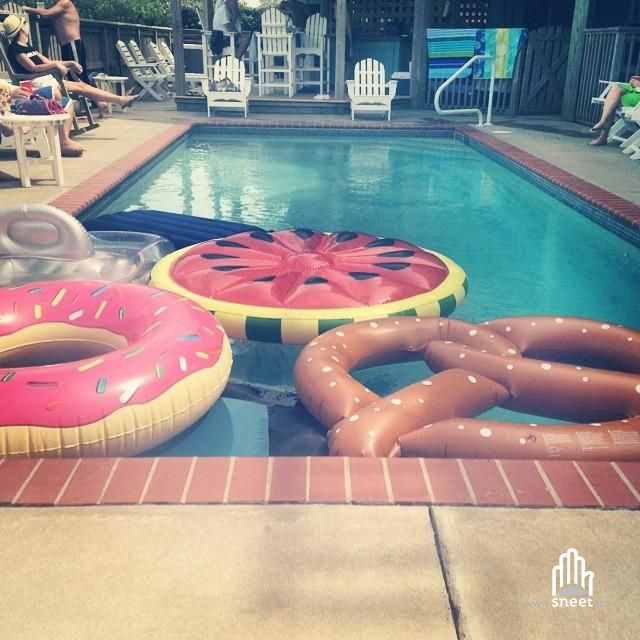 Gonfiabile Ciambella 1