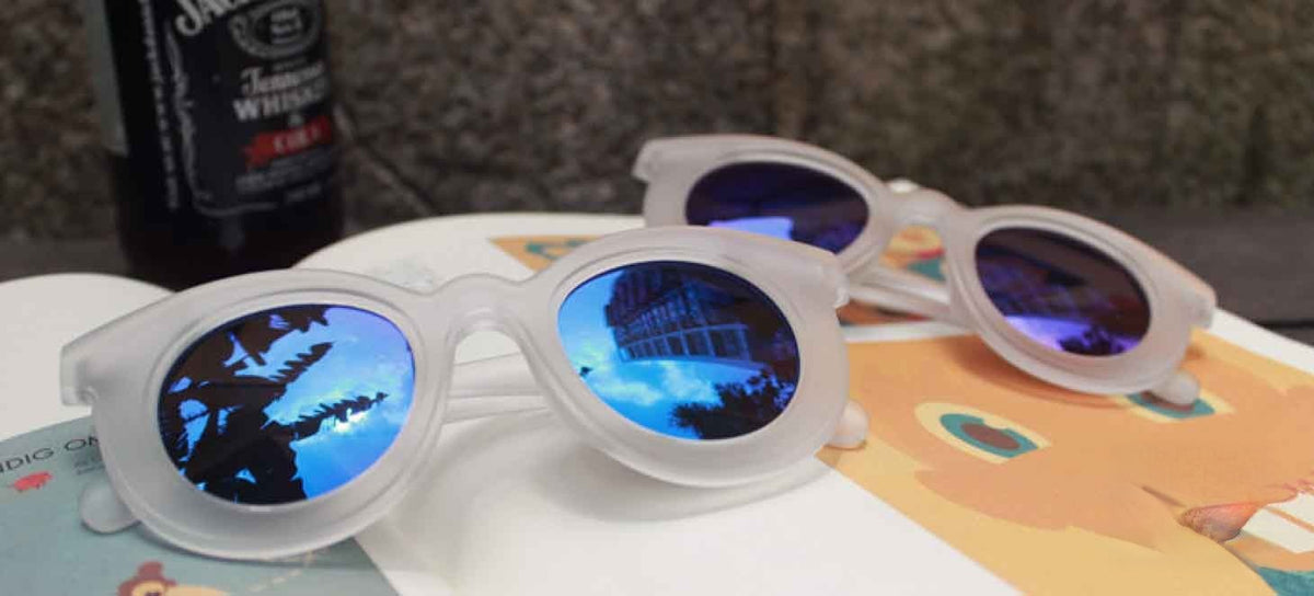 Lomo Sunglasses dettaglio acrilico spesso traslucido — Dream Shop