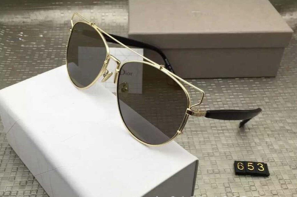 Beverly Sunglasses dettaglio lenti a specchio — Dream Shop