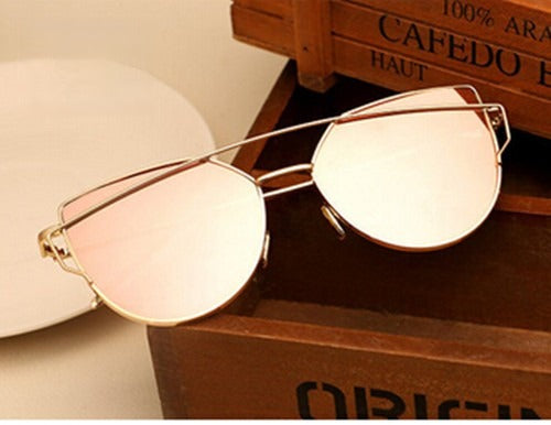 Yankee Sunglasses vista laterale con aste — Dream Shop