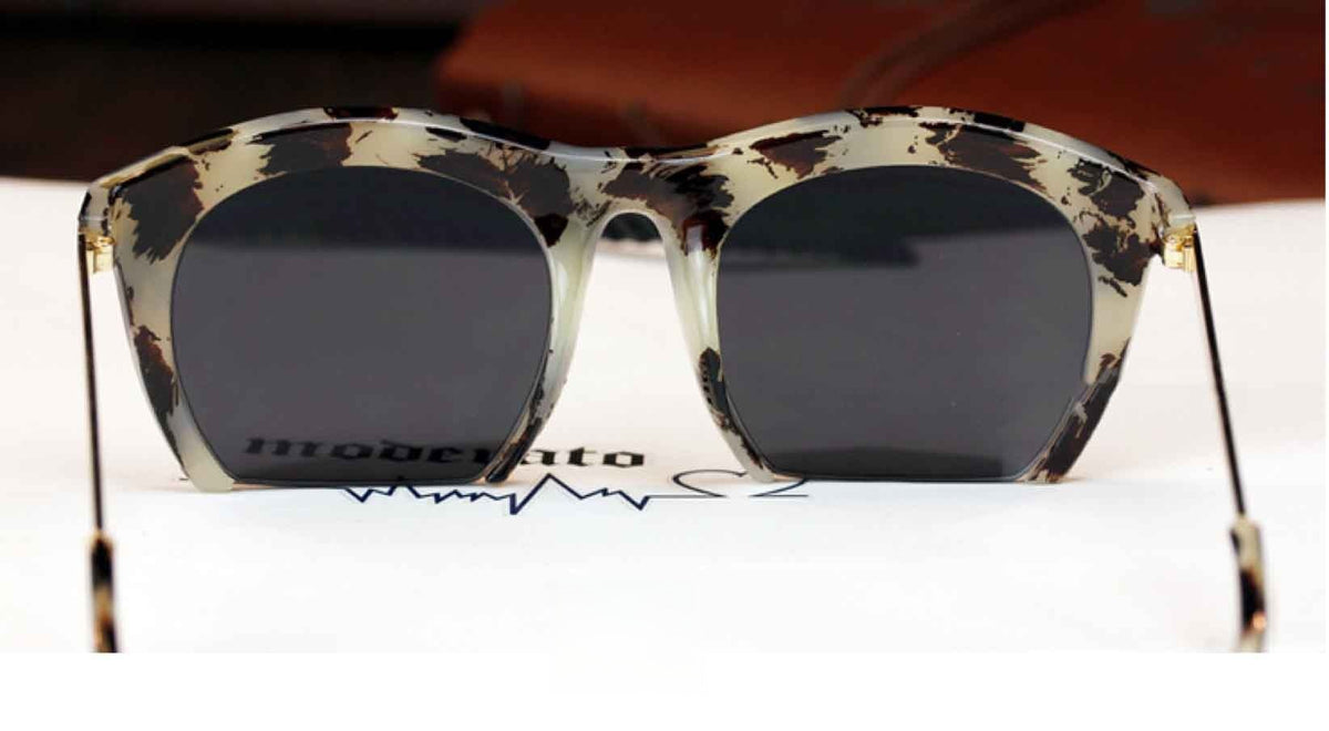 Wendy Sunglasses colore verde vista frontale — Dream Shop