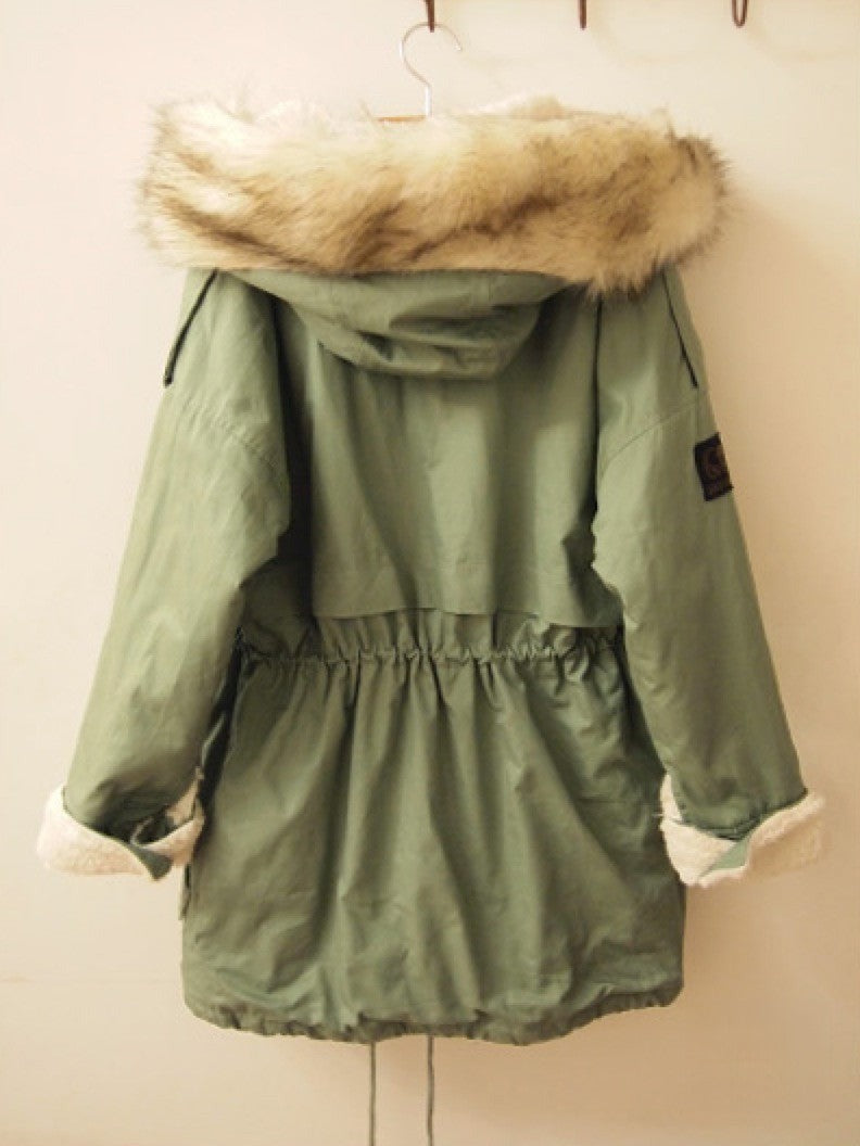 Giacca Helian imbottita peluche indossata - Dream Shop