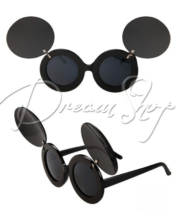Paparazzi Sunglasses indossati con lenti alzate — Dream Shop