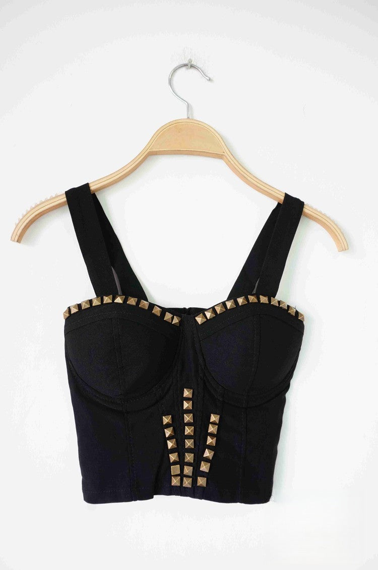 Crop Top Studs — borchie su cotone dettaglio | Dream Shop