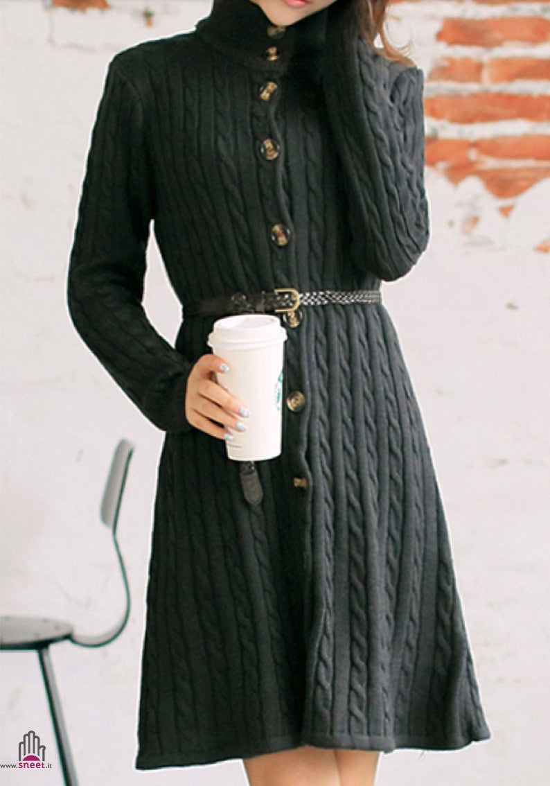 Maxidress in maglia con bottoni Tessa