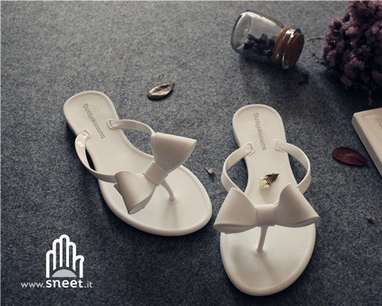 Infradito fiocchetto