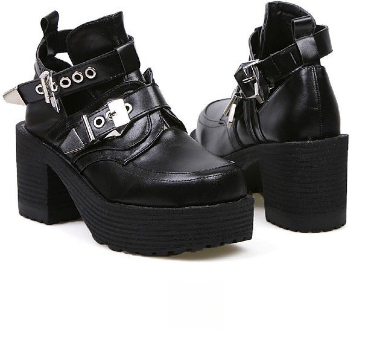 Cut Out Boot look rock chic — Dream Shop