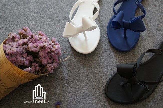 Infradito fiocchetto