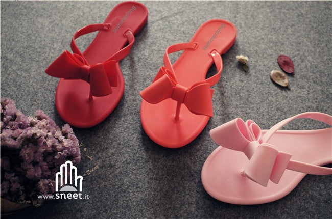 Infradito fiocchetto