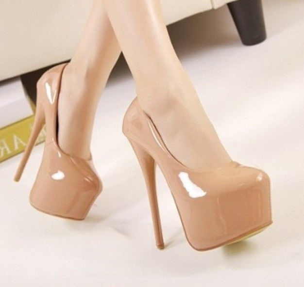 Hight Heel Lucrezia dettaglio punta vernice lucida | Dream Shop