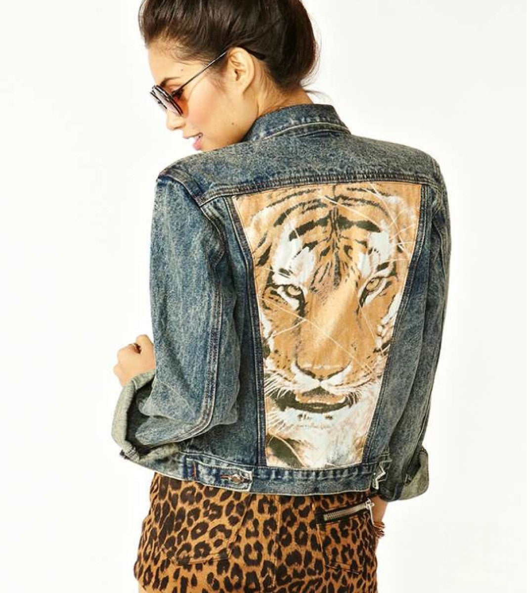 Giacca Jeans Tiger vista completa indossata — Dream Shop