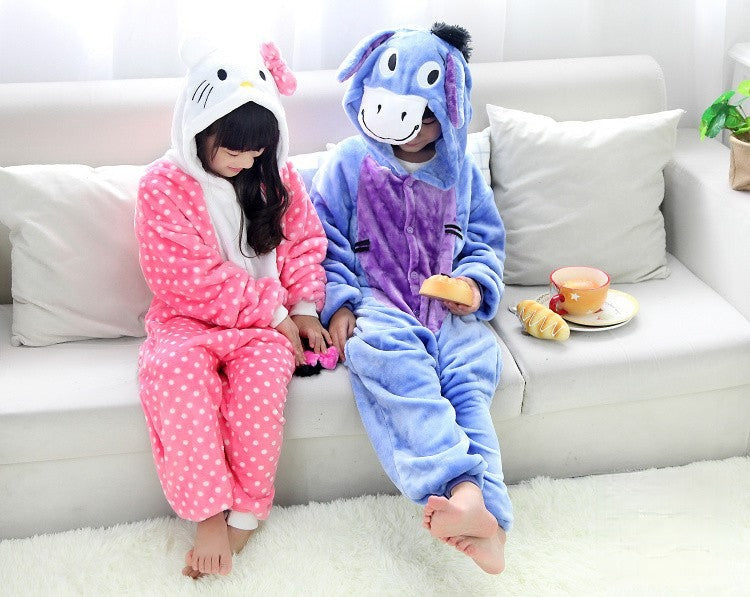 Pigiamino Ih-Oh bambino con tuta peluche grigia indossata — Dream Shop