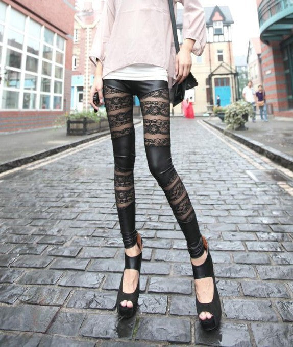 Leggings ecopelle e pizzo floreale dettaglio rose