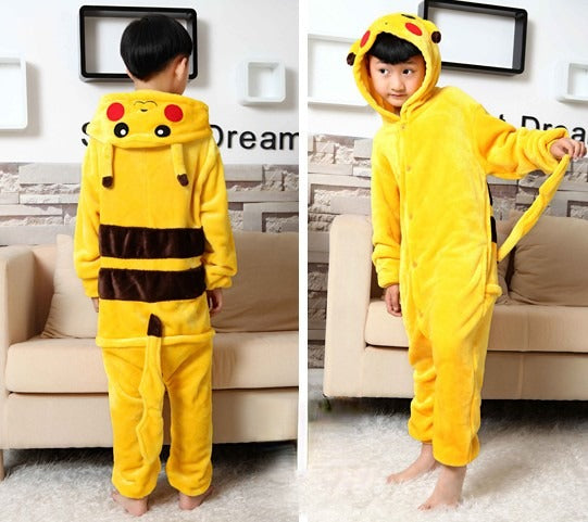 Pigiamino Pikachu tuta peluche gialla con cappuccio orecchie nere — Dream Shop