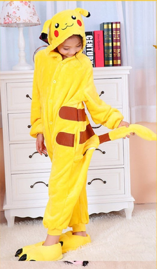 Pigiamino Pikachu bambino sorridente con tuta peluche gialla — Dream Shop