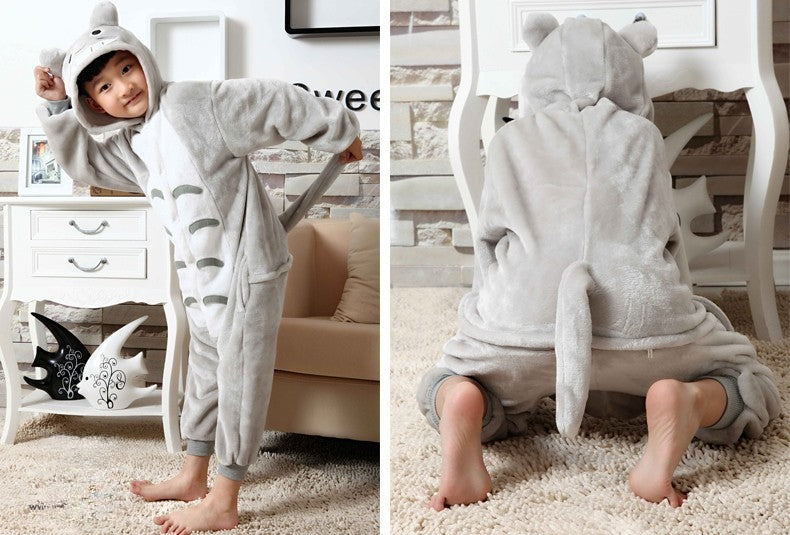 Pigiamino Totoro bambino sorridente con tuta peluche Totoro — Dream Shop