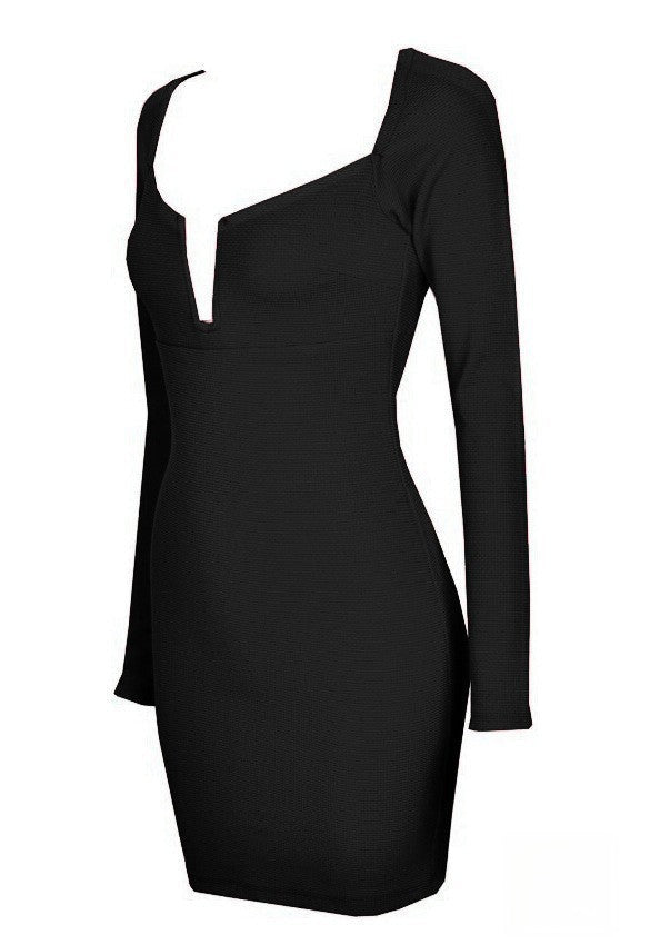 Kristyn Dress — dettaglio scollo quadrato profondo | Dream Shop