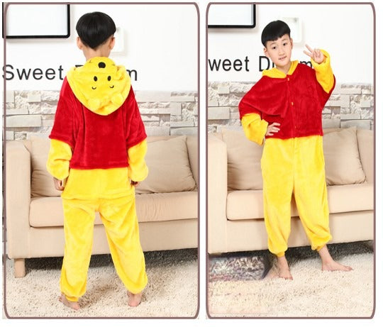 Pigiamino Winnie Pooh vista frontale tuta bambino indossata — Dream Shop