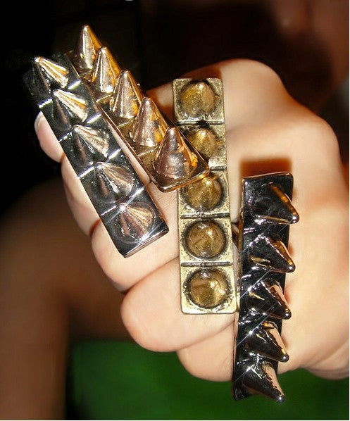Anello Borchie Plan - anello stanghetta borchiata | Dream Shop