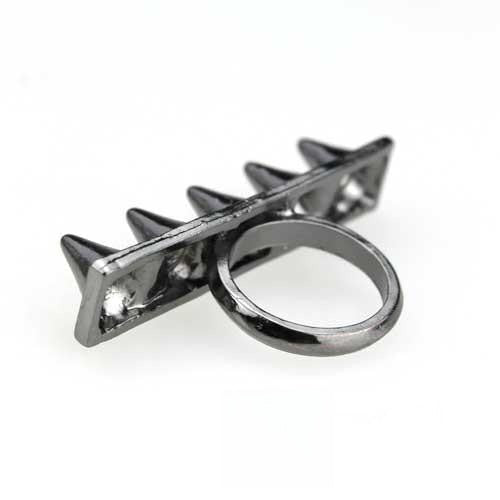 Anello Borchie Plan - dettaglio borchie | Dream Shop