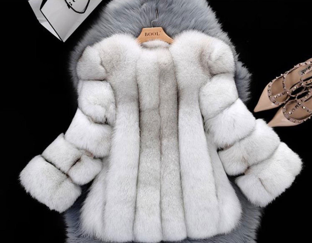 Pelliccia short Sayona