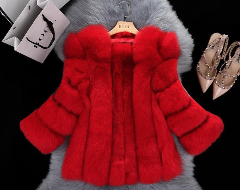 Pelliccia short Sayona