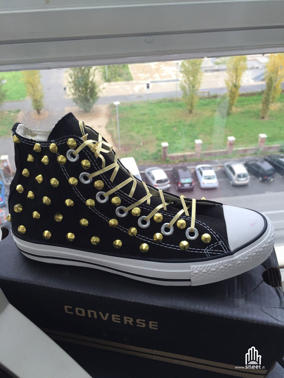 Custom Converse All Stars - Borchie Model 27