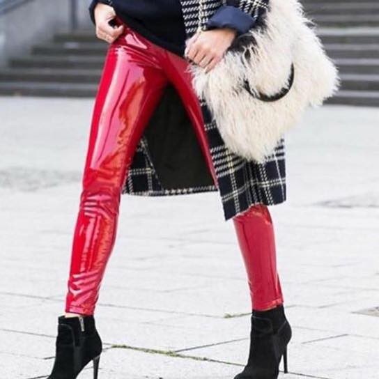 Pantaloni in vinile tigressa