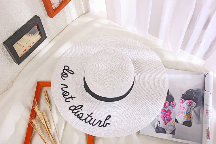 Maxi beach hat Do Not Disturb