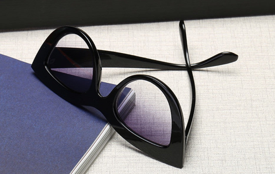 The black cat sunglasses