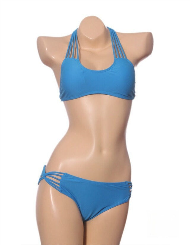 Bikini Triangle Topper nero donna indossato spiaggia — Dream Shop