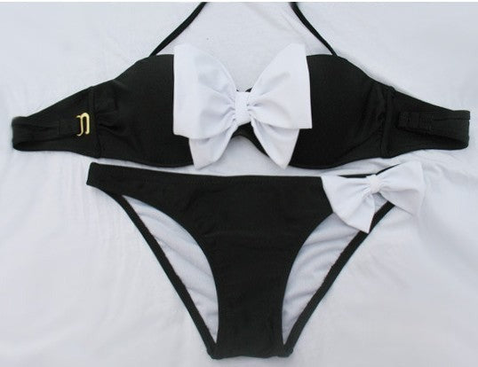 Bikini fascia fiocchetto fucsia vista frontale fiocchi decorativi — Dream Shop