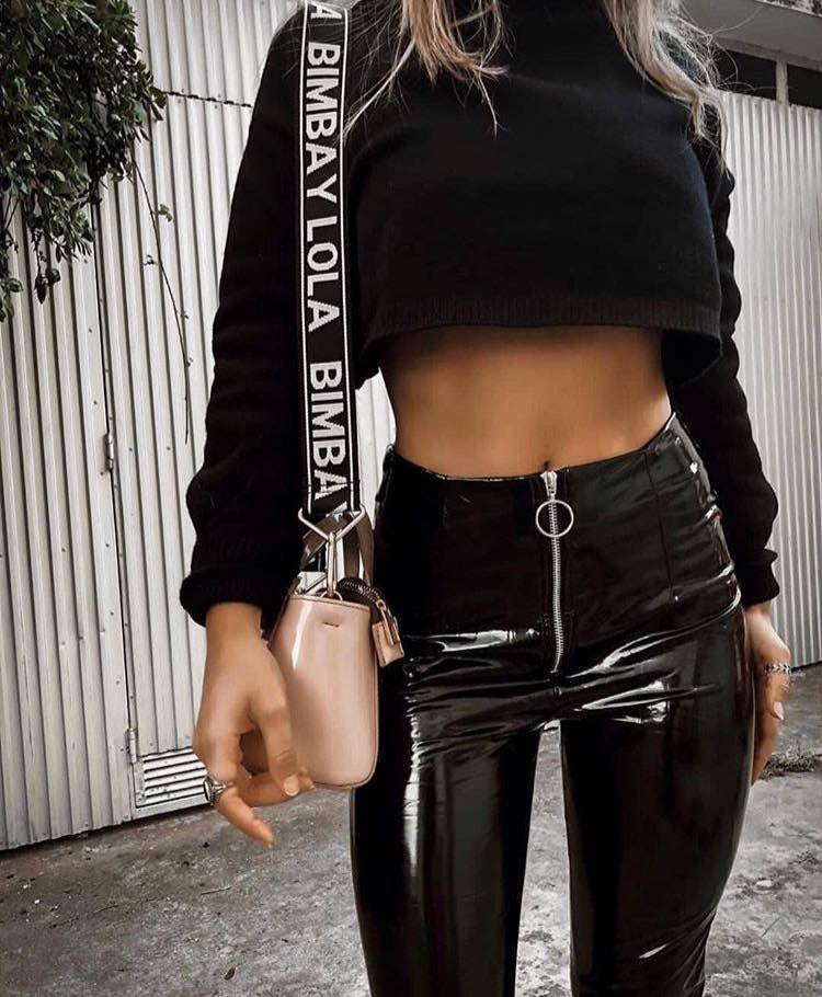 Pantaloni in vinile tigressa