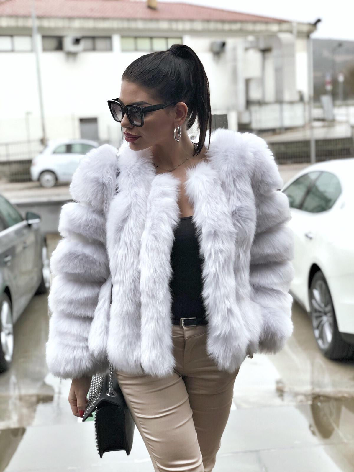 Pelliccia short Sayona