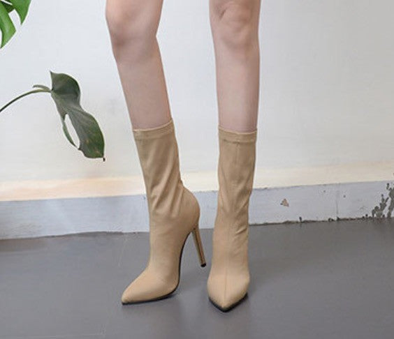 Stivaletto con calza