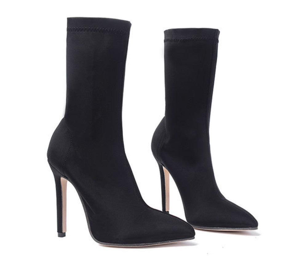 Stivaletto con calza